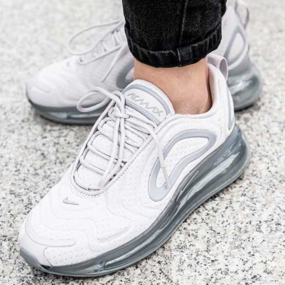 Women's Nike air max 720